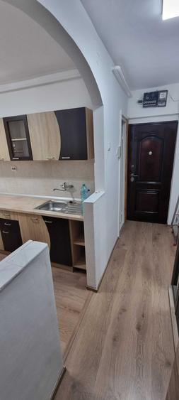 Apartament cu 2 camere decomandat în Tudor