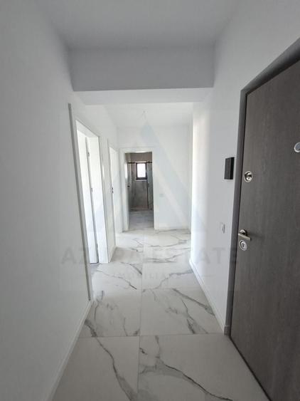 Apartament premium la cheie 3 camere balcon 7 mp si boxa pe Dna Stanca - 8
