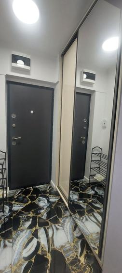 Garsonieră semidecomandată în Titan