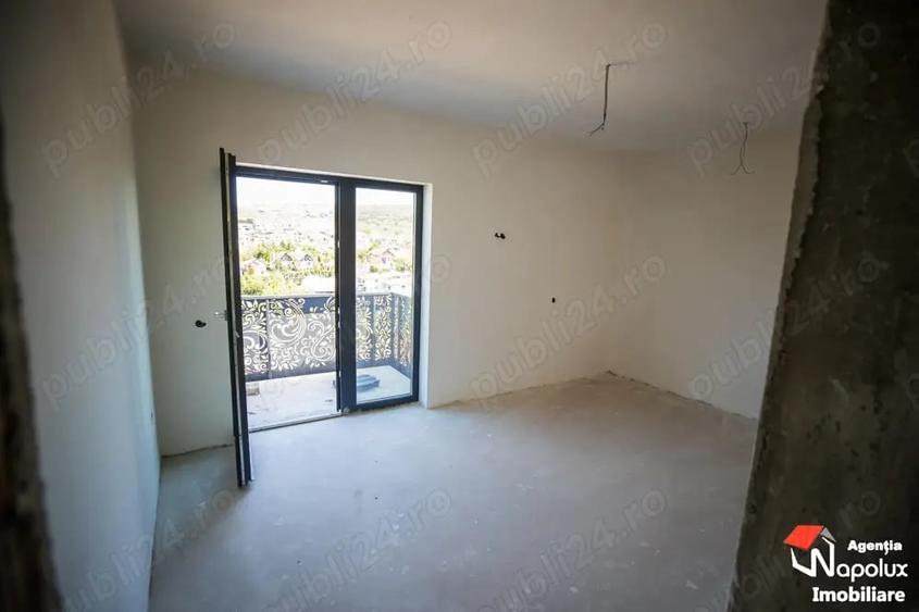 Casă cu 5 camere cu Teren 466 Mp în Central