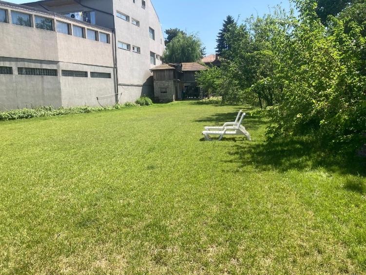 Casă individuală cu 4 camere cu Teren 1400 Mp în Micro 11