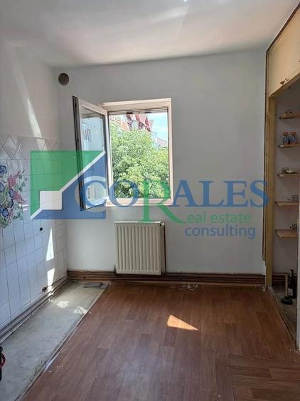 Apartament cu 2 camere semidecomandat în Dâmbovița