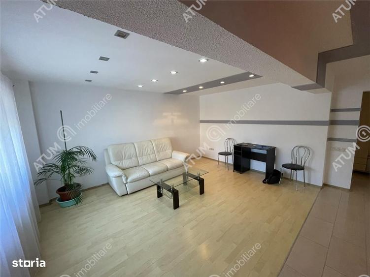Apartament 3 camere decomandate 2 balcoane etaj 1 zona centrala Sibiu - 1