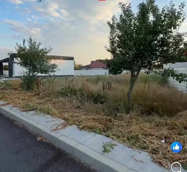 Teren de 400 mp, în Central