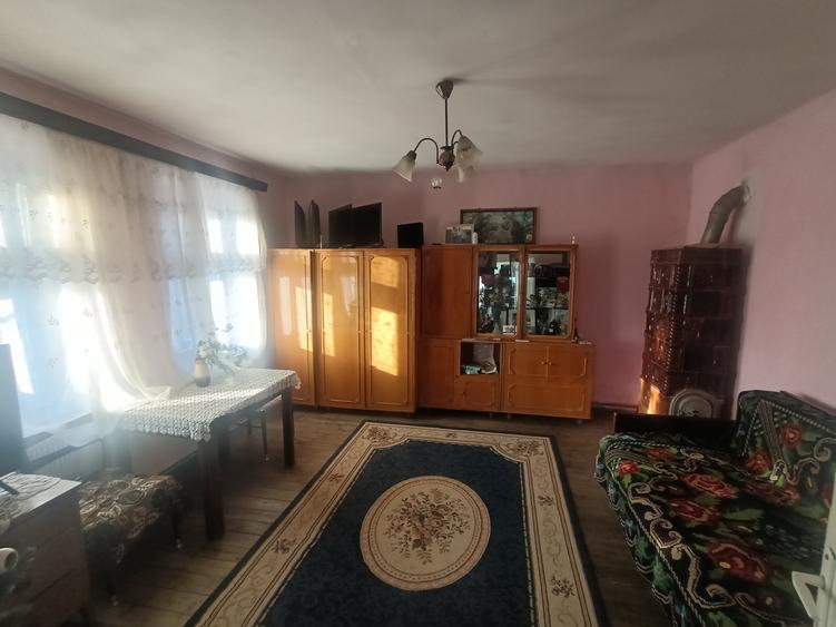 Casă individuală cu 2 camere cu Canalizare în Dezmir