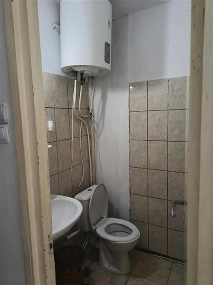 Garsonieră decomandată în Podul de Piatră