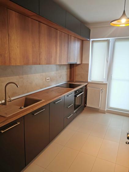 Apartament cu 2 camere decomandat în Titan