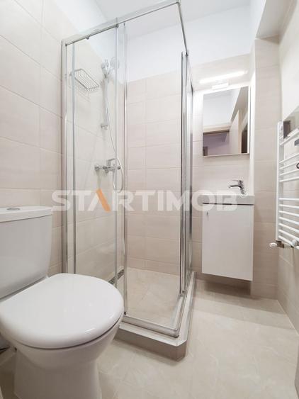 Apartament cu 3 camere decomandat, mobilat în Tractorul