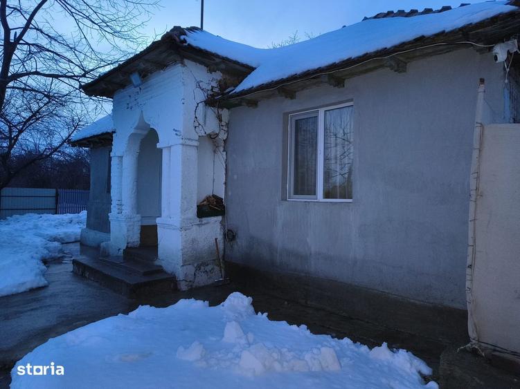 Casă cu 2 camere cu Teren 921 Mp în Merei