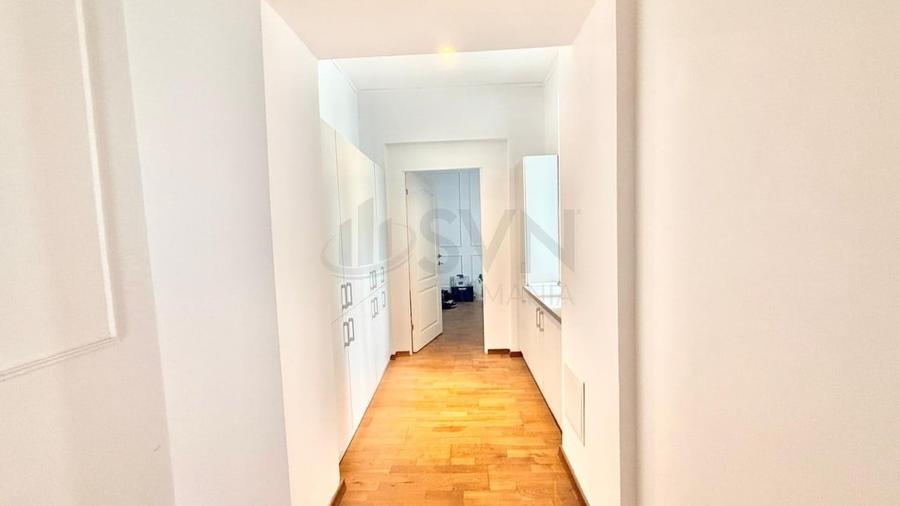 Casă individuală cu 10 camere cu Teren 200 Mp în Kiseleff