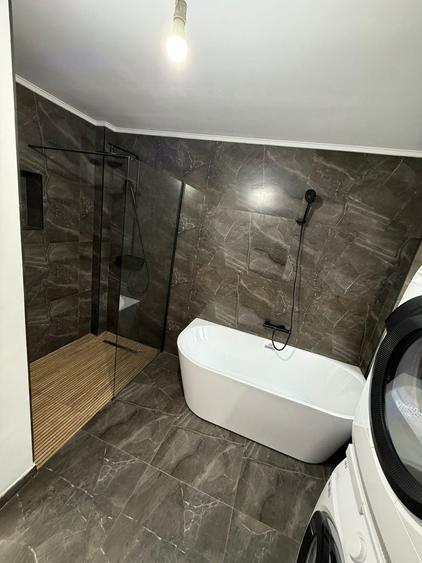 Apartament cu 3 camere decomandat în Ștefănești