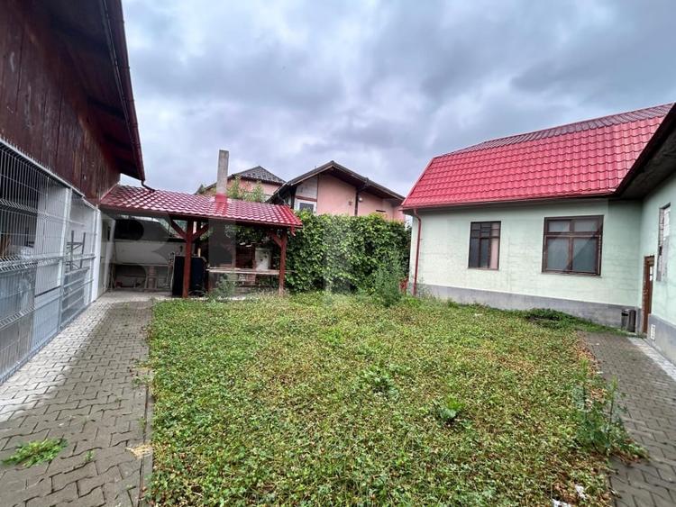 Spațiu comercial, de 120 mp, în Salva