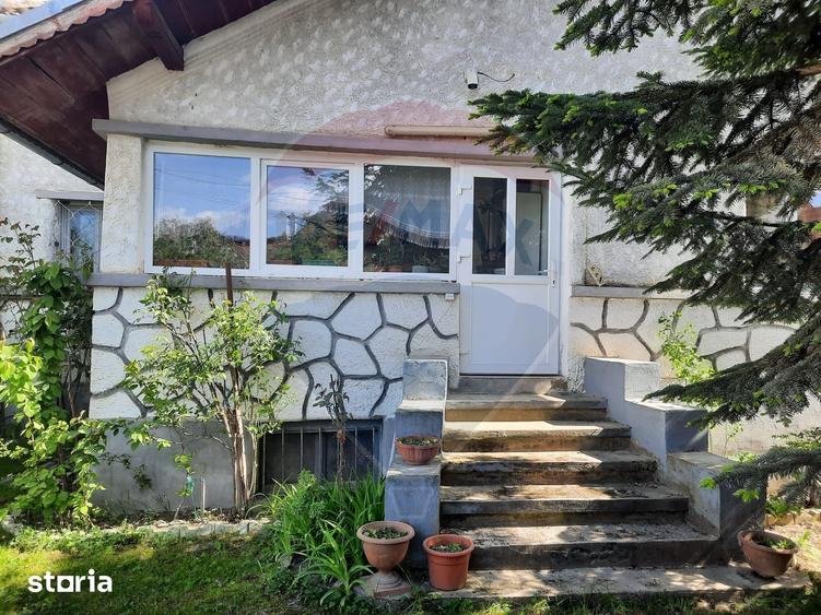 Casă cu 2 camere cu Teren 1836 Mp în Beclean
