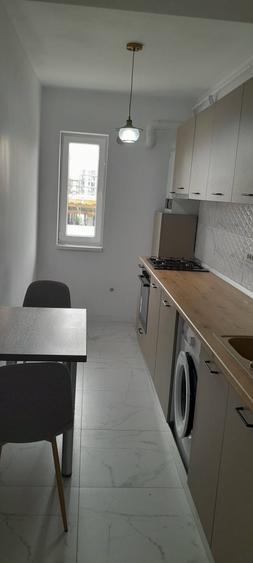 Apartament cu 2 camere decomandat în Drumul Taberei