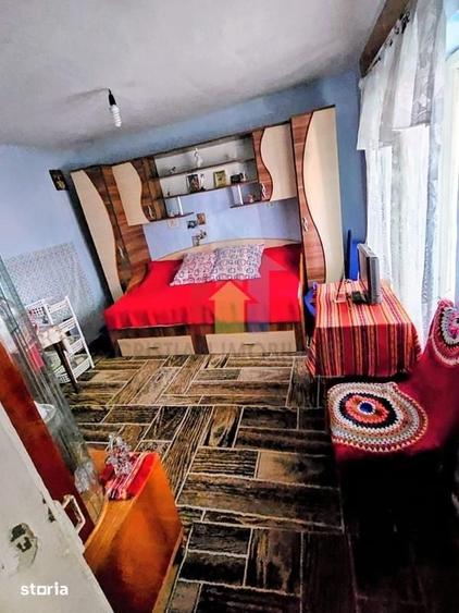Casă cu 4 camere cu Teren 246 Mp în Buzaului