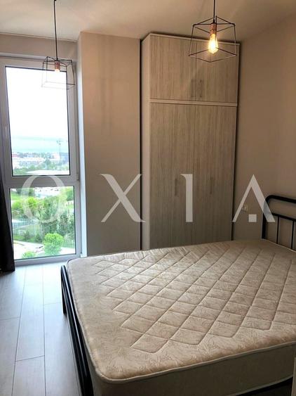 Apartament cu 2 camere semidecomandat, mobilat în Soarelui