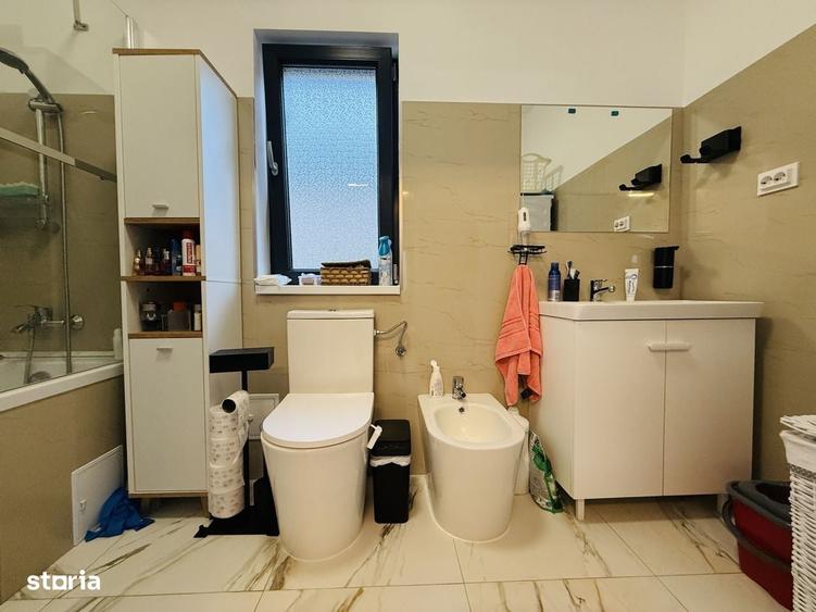 Casă cu 3 camere în Sânmihaiu Român