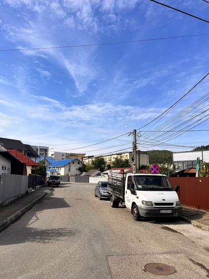 Casă cu 4 camere cu Teren 416 Mp în Central