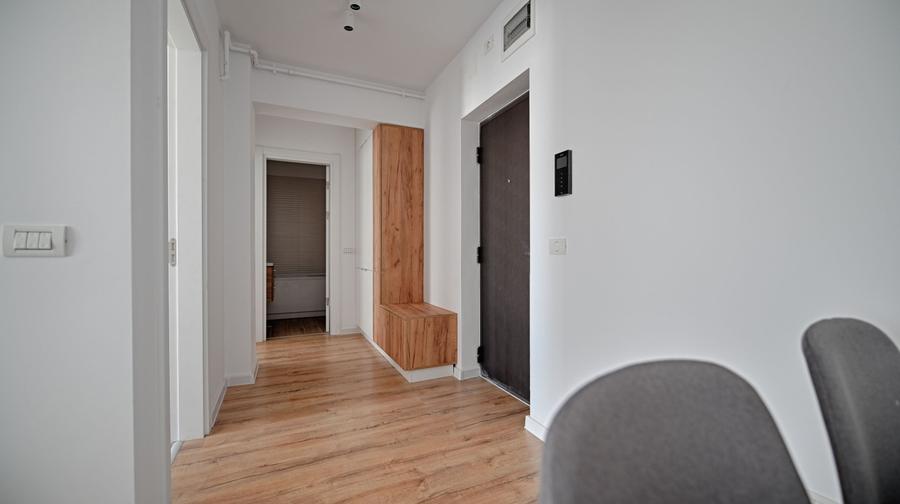 Apartament cu 3 camere decomandat, mobilat în Militari