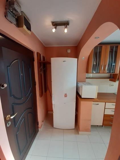 Proprietar inchiriez apartament de doua camere semidecomandat, str Nicolae pascu nr 8 sector 3(PIATA Bobocicq)a - 4