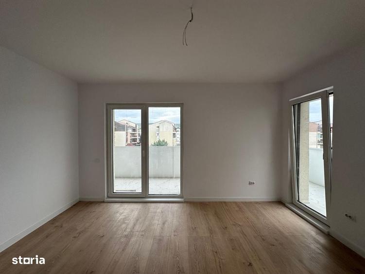 Apartament cu 3 camere în Florești