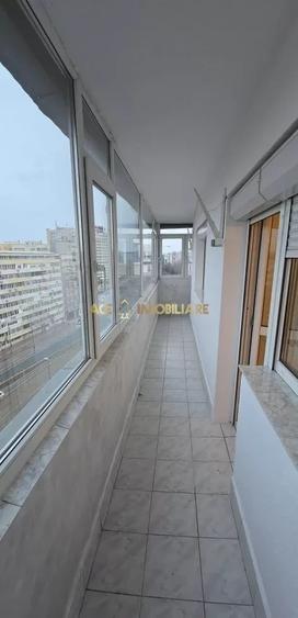 Apartament cu 3 camere semidecomandat, mobilat în Obor