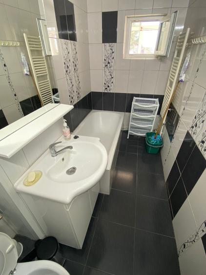 Apartament cu 3 camere decomandat în Autogară