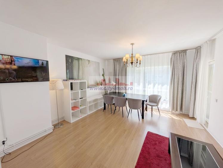 Apartament cu 3 camere decomandat în Băneasa