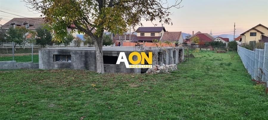 Teren Construcții intravilan de 1220 mp, în Micești