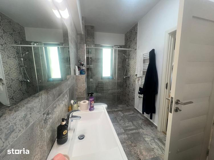 Apartament cu 3 camere decomandat în Nord