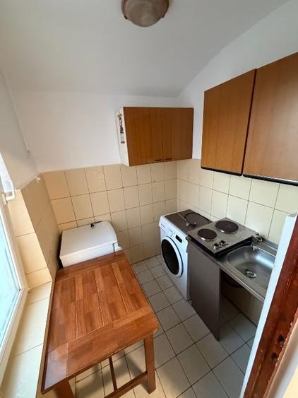 Garsonieră semidecomandată, mobilată în Complex Studențesc
