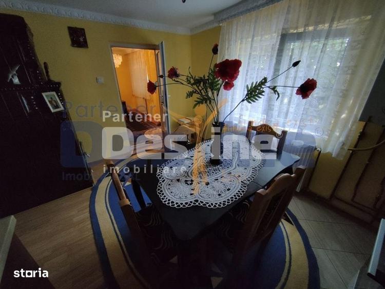 Casă cu 3 camere în Albești