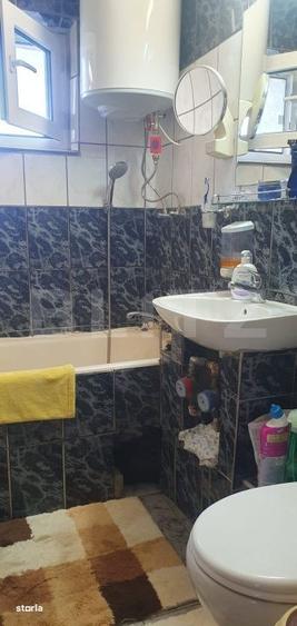 Apartament cu 2 camere semidecomandat, mobilat în Central