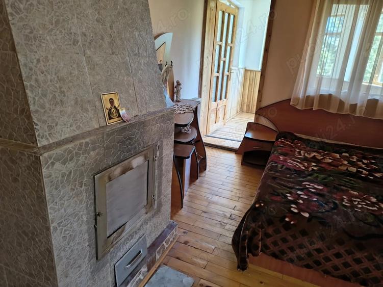 Casă cu 4 camere cu Teren 1000 Mp în Central