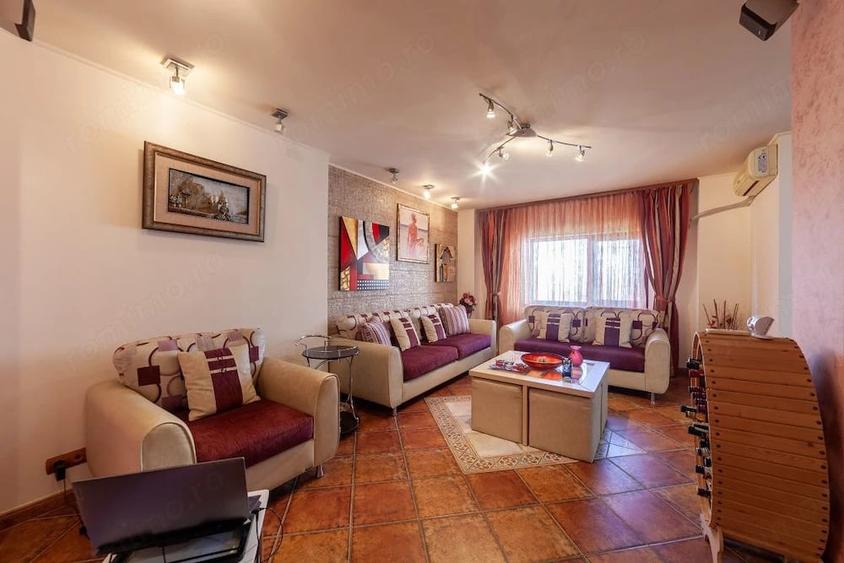 Apartament cu 4 camere decomandat în Bere