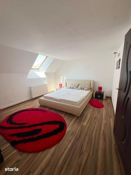 Casă cu 5 camere cu Teren 461 Mp în Central