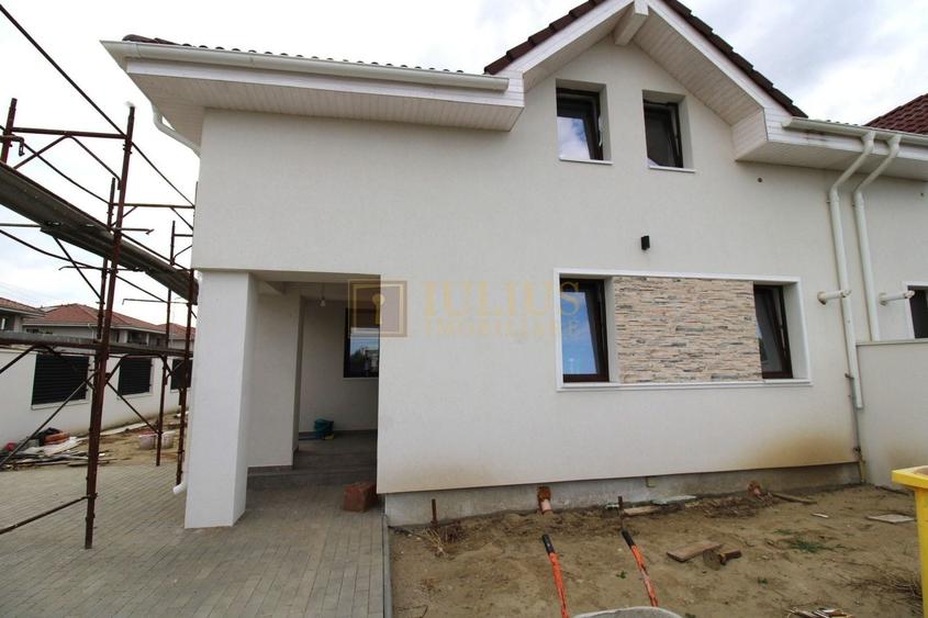 Duplex cu 4 camere cu Teren 336 Mp în Dumbrăvița