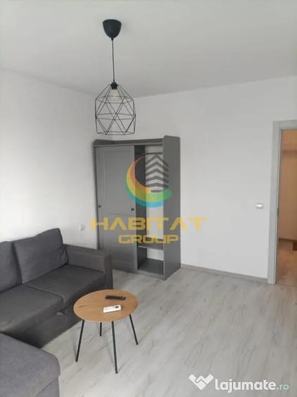 Garsonieră decomandată în Central