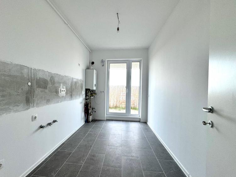 Apartament cu 2 camere decomandat în Străulești