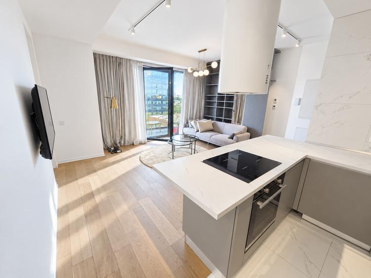 Apartament cu 2 camere semidecomandat în Floreasca