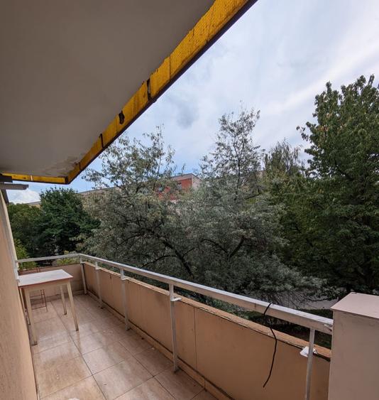 Apartament cu 2 camere decomandat în Zorilor