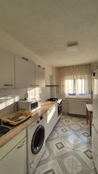 Apartament cu 2 camere decomandat în Vest