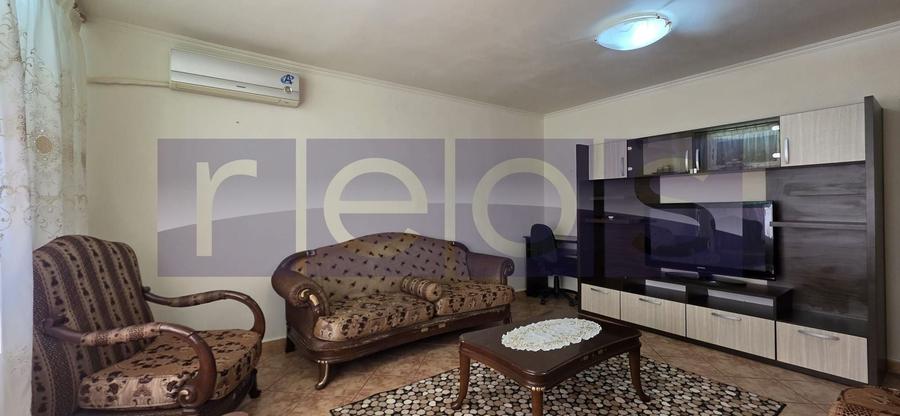 Apartament cu 4 camere decomandat, mobilat în Nerva Traian