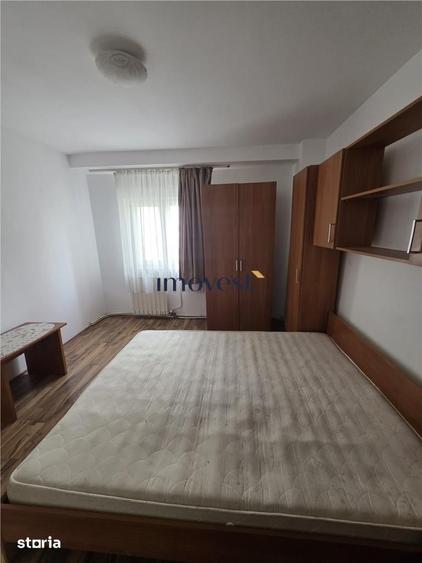 Apartament cu 3 camere decomandat în Soarelui