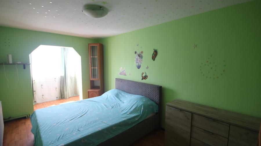 Apartament cu 3 camere in zona Soarelui - 14
