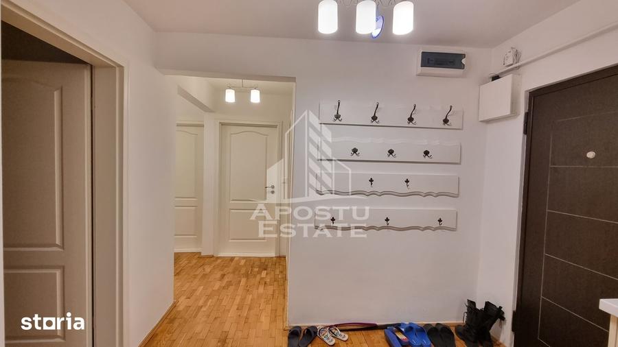 Apartament cu 3 camere în Mircea cel Bătrân