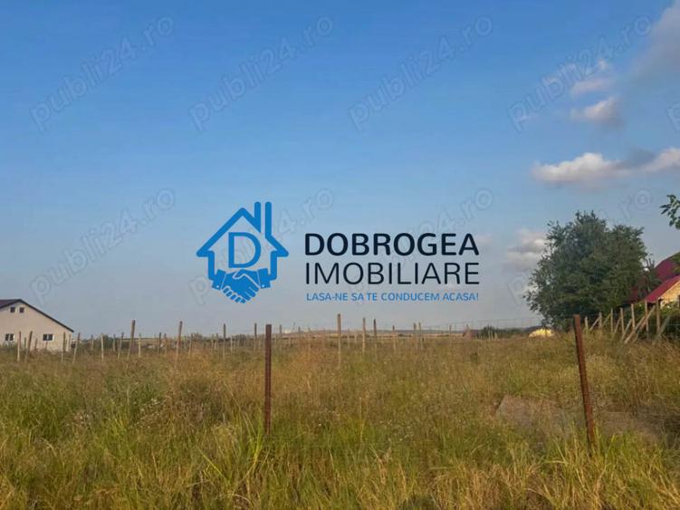 Teren de 5000 mp, în Mineri