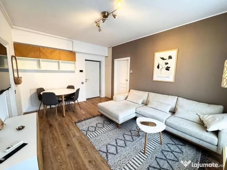 Apartament cu 2 camere decomandat în Sisești