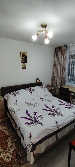 Apartament cu 2 camere semidecomandat în Hipodrom