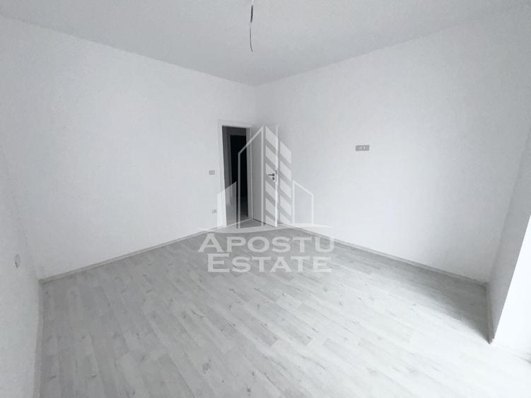 Apartament cu 2 camere decomandat în Giroc — fotografia 3